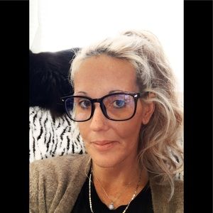 Meet your Posher, Abby